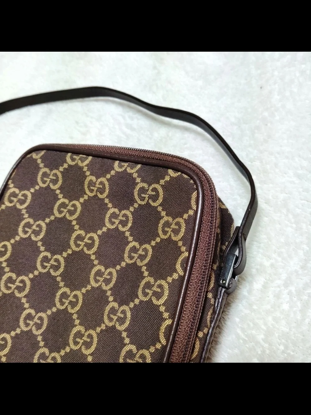 Gucci Brown GG Monogram Messenger Crossbody